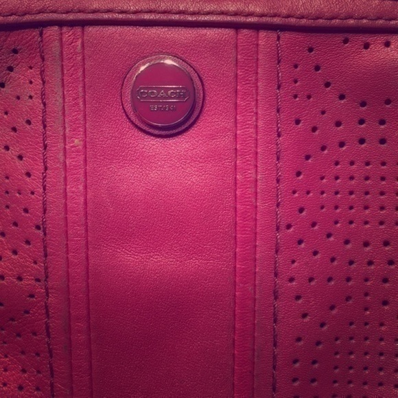 Coach wristlet - Picture 2 of 3